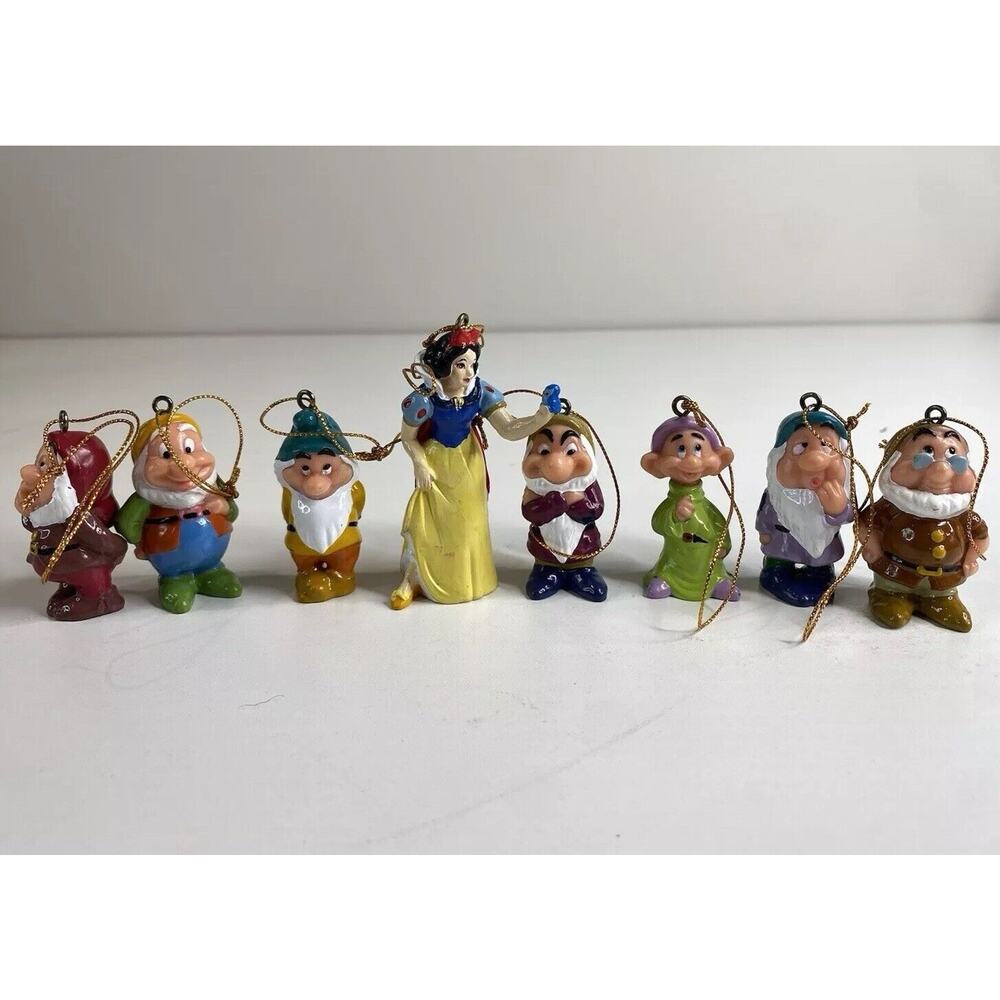 Lot 8 Snow White And The Seven Dwarfs Ornaments Disney 2.5-3"